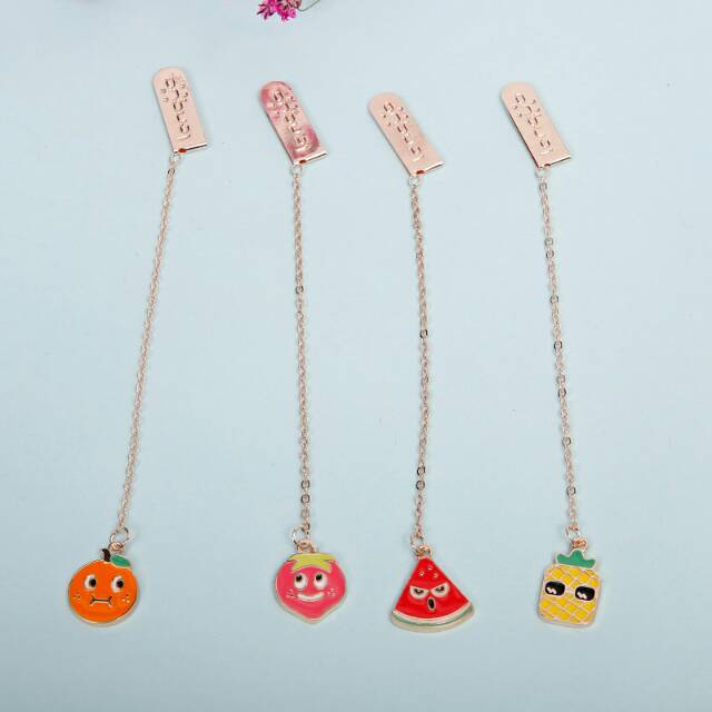 

Face the Fruit Hanging Bookmark