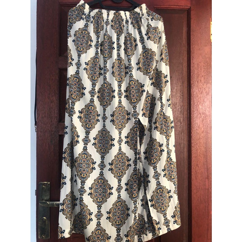 PReloved Rok H&M maxi dress bohemian bawahan panjang pantai Fashion Cewek Baju cewek