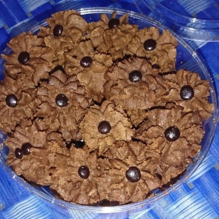 

kue semprit coklat enak, renyah & coklat ny berasa bnget