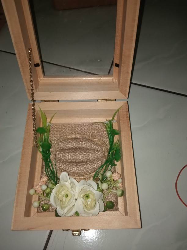 Kotak Cincin Kayu + Bunga Untuk Seserahan/ Kcb