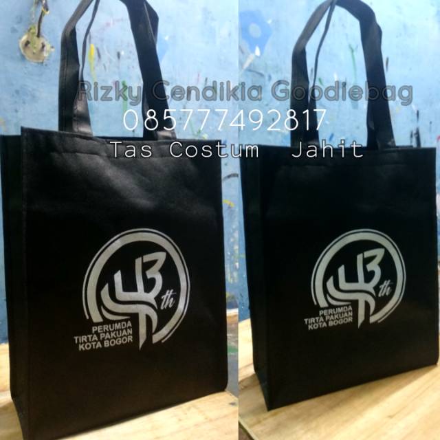 

Goodiebag Seminar / Tas Promosi /Tote Bag / Tas Spundbond Costum jahit dan sablon