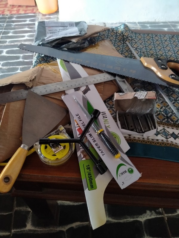 Gergaji Kayu Lapis Karet 18