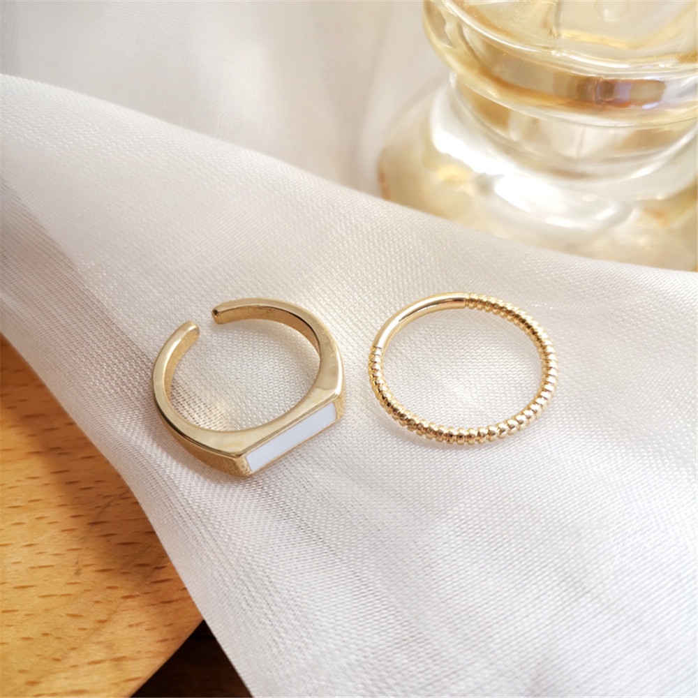 2pcs / set Cincin Jari Telunjuk Desain Simple Gaya Retro Untuk Wanita