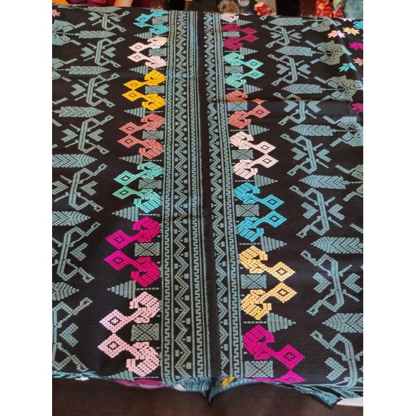 Kain Tenun Songket Lombok