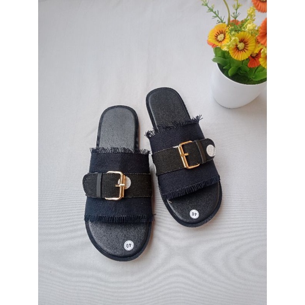 FIONA SANDAL FLATS WANITA