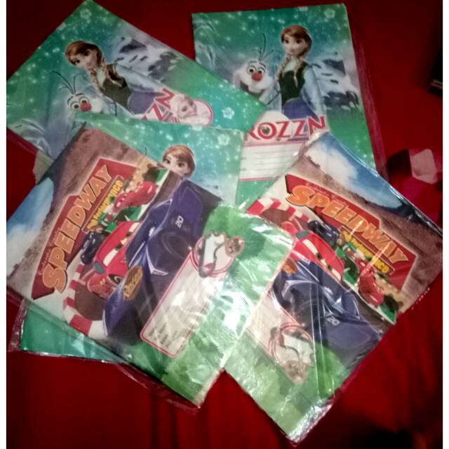 

Kertas sampul buku karakter