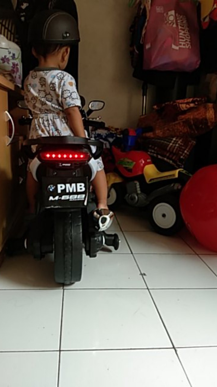 Piring Kue Kecil Karakter