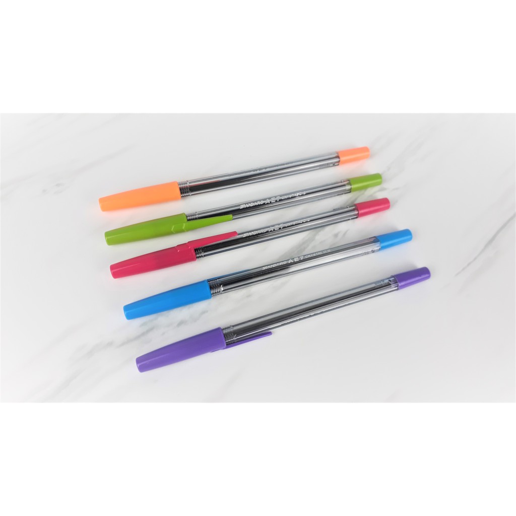 

PULLPEN STANDART AE7 0.5 PULPEN STANDARD CRYSTAL - BOLPEN PENA PEN SEMI GEL AE-7 0,5 mm