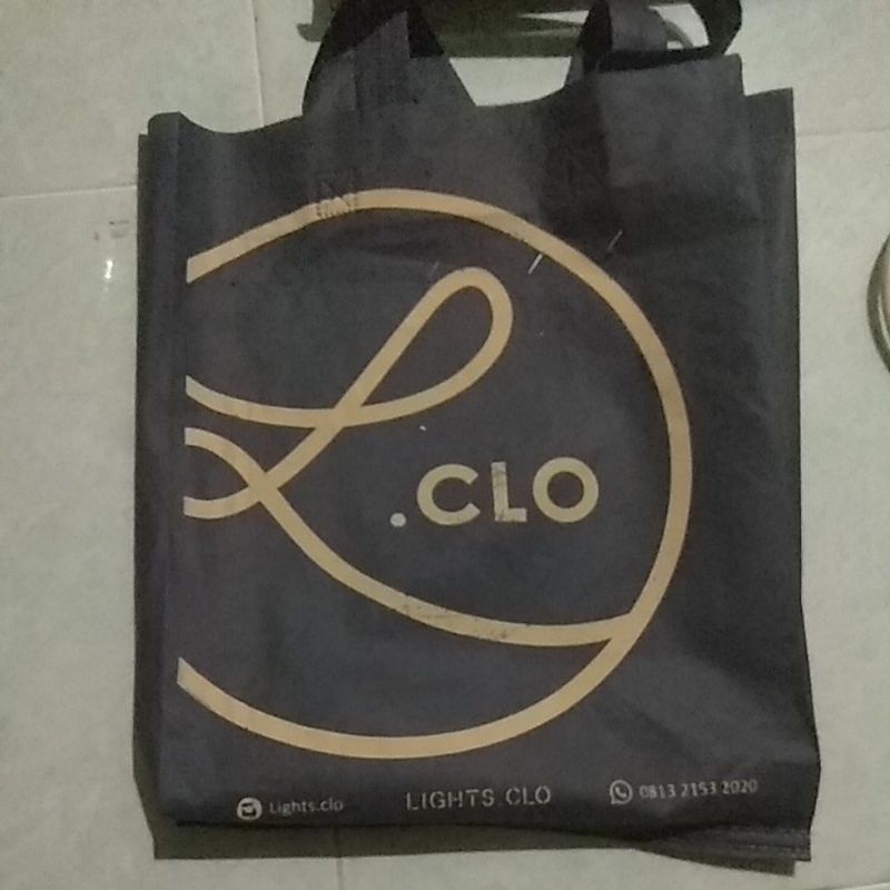 

GOODIE BAG HITAM BY HL