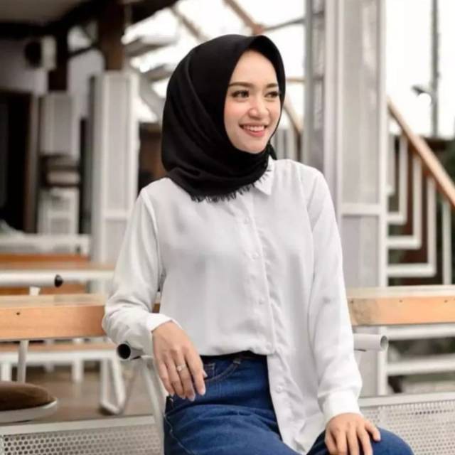 KEMEJA POLOS WANITA - KEMEJA BASIC POLOS / ATASAN WANITA BLOUSE KEMEJA PUTIH / MAUDY SHIRT