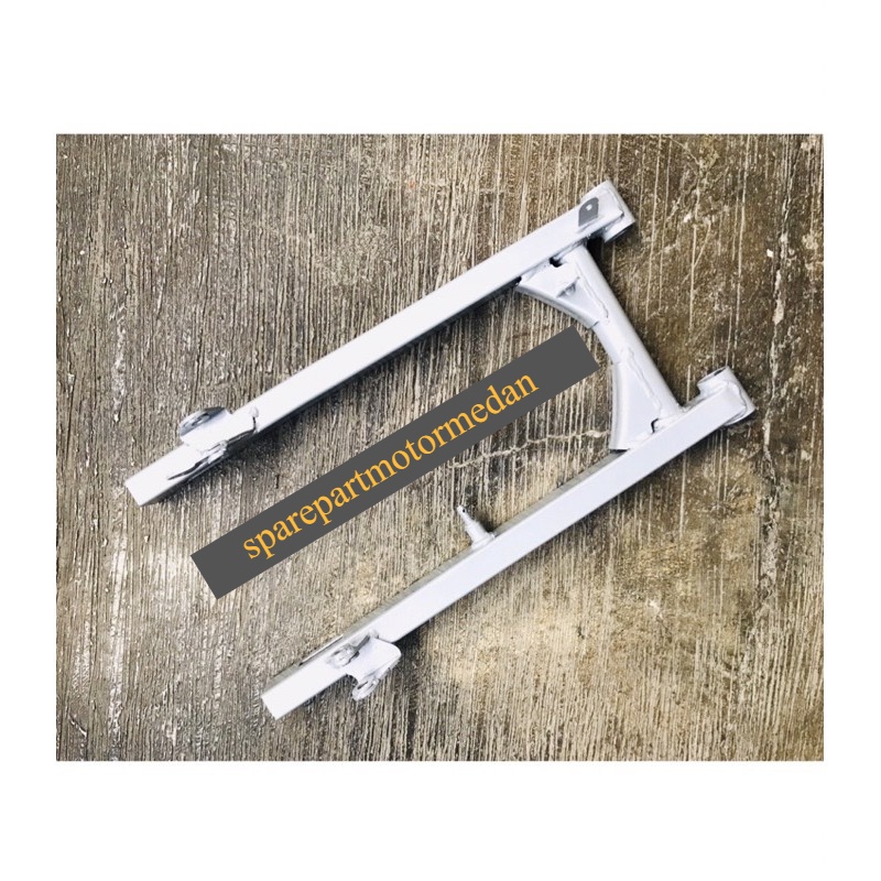 Swing Arm Lengan Ayun Fork Garpu Belakang Tengah Force 1 F1 ZR F1ZR - Kobeichi