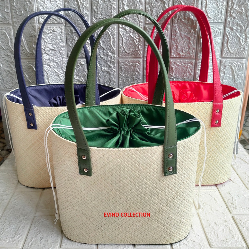 Tas Parcel Anyaman Ukuran L Model Oval Tali Kulit Sintetis Keranjang Hampers Anyaman Pandan