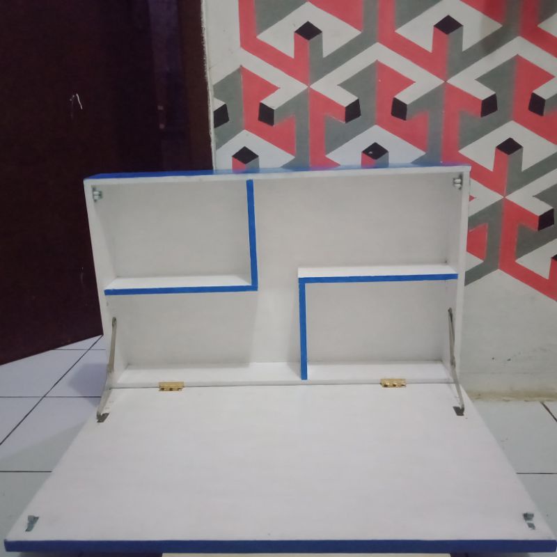 MejaLipatKerjaDinding/MejaLipatKayuDinding