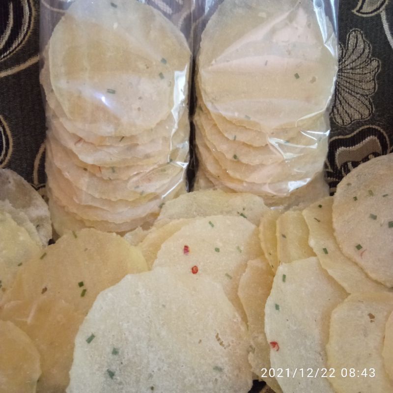 

krupuk singkong /kicimpring /makanan ringan /khas sukabumi