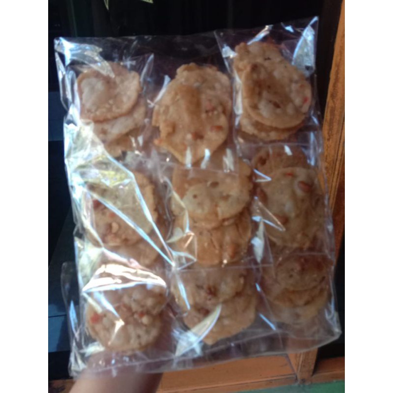 

kripik kacang buk ayu