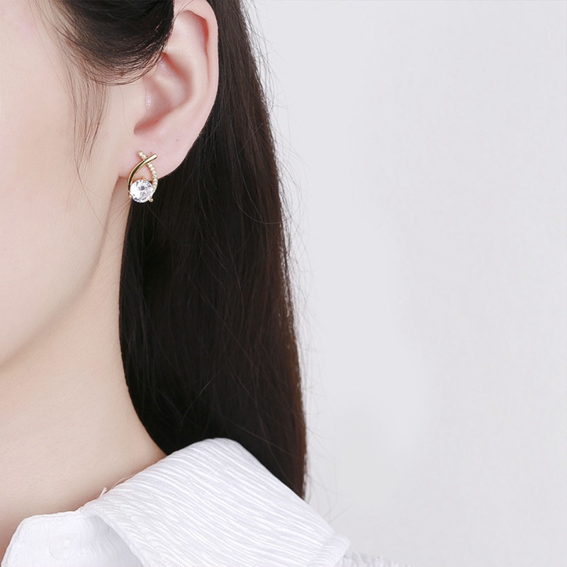 Anting Tusuk Sterling Silver 925 Desain Ekor Ikan Hias Berlian Imitasi Untuk Wanita