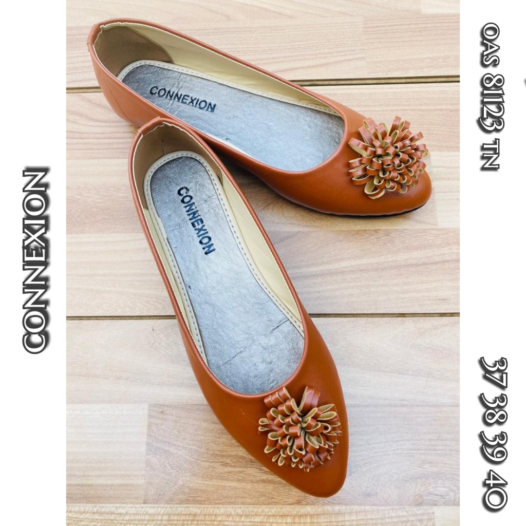 sepatu flat bunga cantik tan