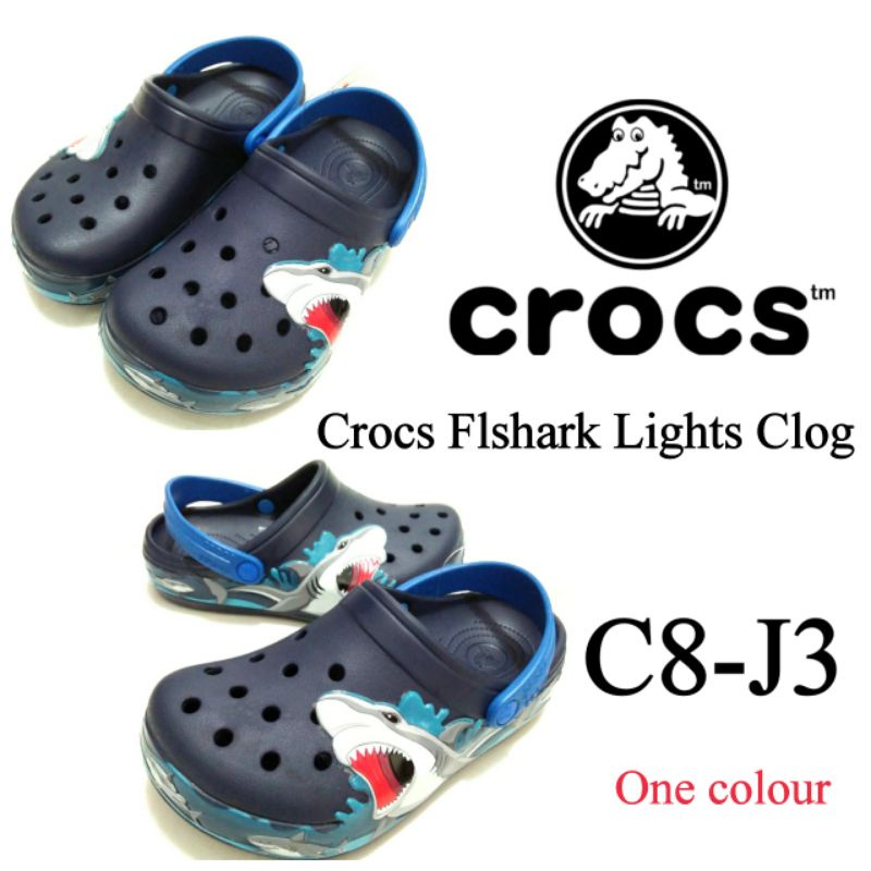 CROCS SANDAL ANAK FLSHARK LIGHTS CLOG WARNA NAVY SIZE C8-J3 TERBARU