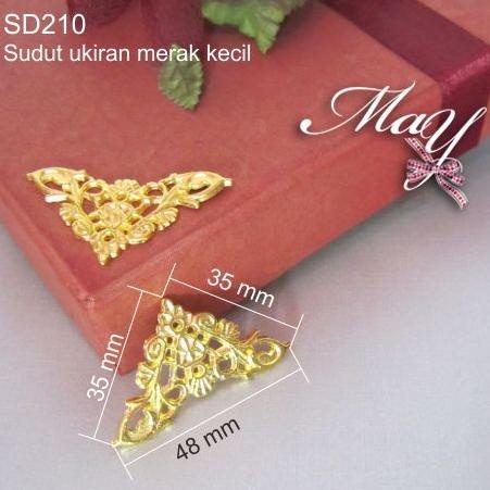 

Termantab] Ornamen Sudut box/kotak emas. SD210