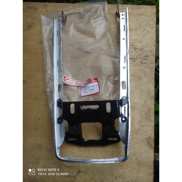 list body belakang honda gl max pro imitasi repro