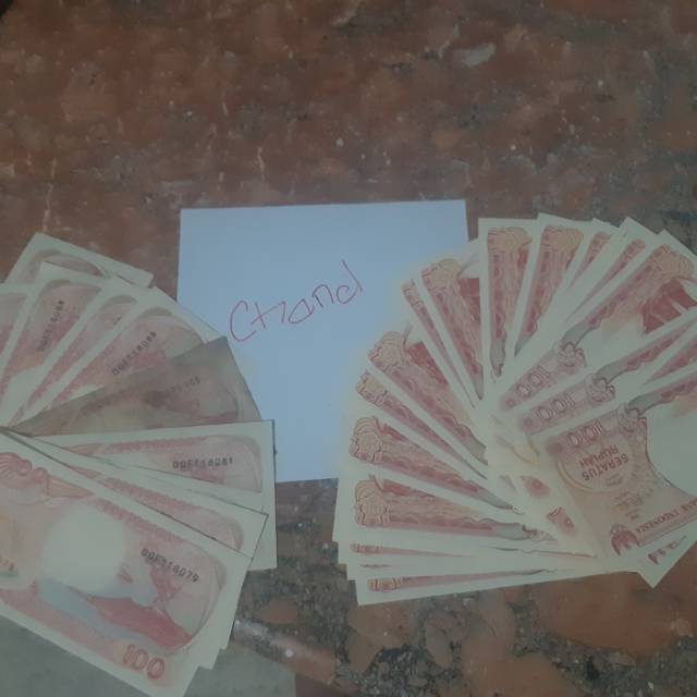 UANG KUNO 100 RUPIAH KERTAS TAHUN 1992