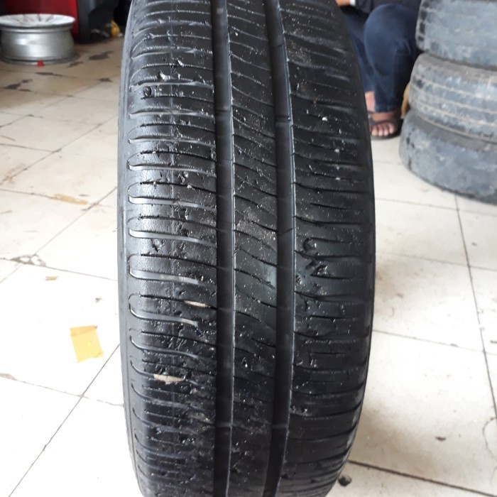 BAN MICHELIN ENERGY™ XM2 185/60 R15(2)