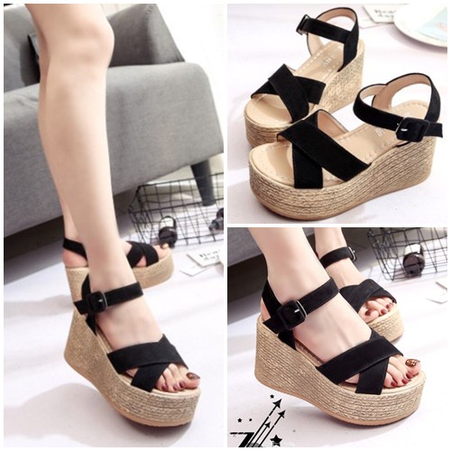 SHWK13-black Sepatu Wedges Cantik 8CM