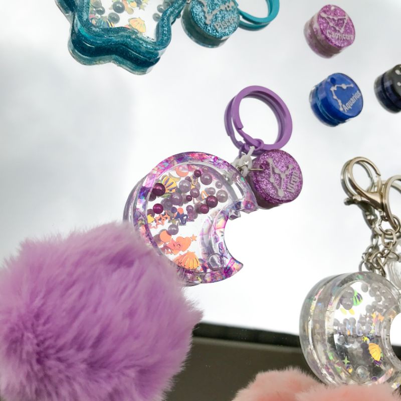 Zodiak Keychain / Custom Keychain/ Popsocket zodiak/ Keychain pompom / Keychain shaker / zodiak Cust