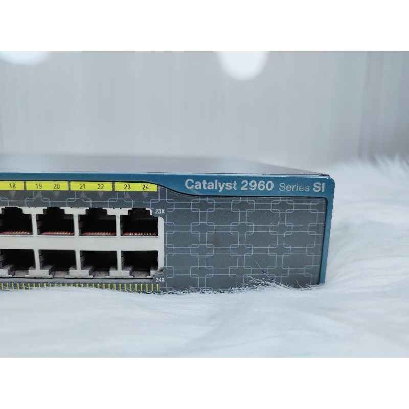 Switch Cisco Catalyst 2960 Series SI 24-S V03 Second Berkualitas