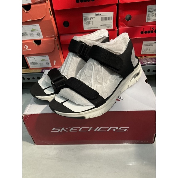 Ori Sale 60% Sandal sepatu Skechers Arch fit TOURISTY hitam 119247/BLK