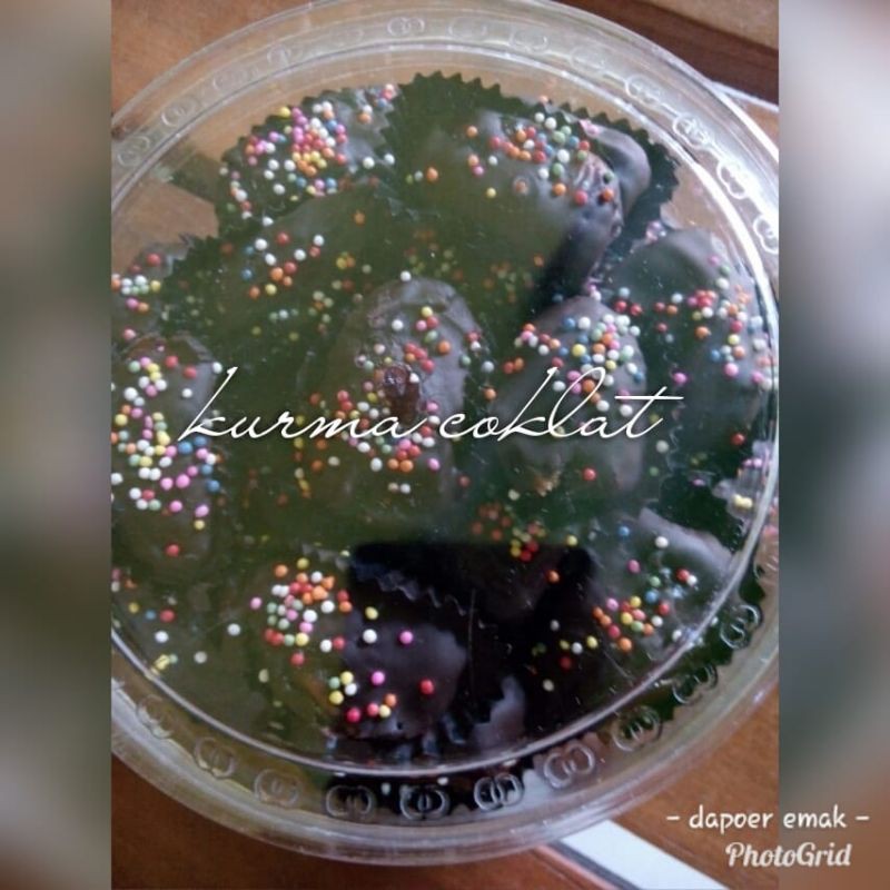 

kurma coklat