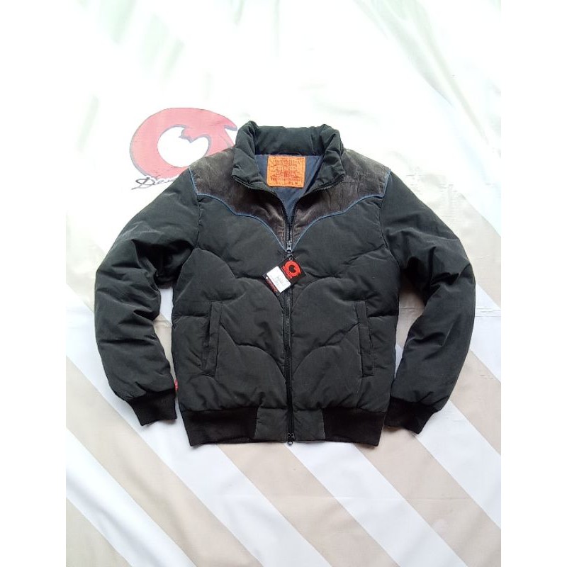 jaket vintage bulang levis down jacket