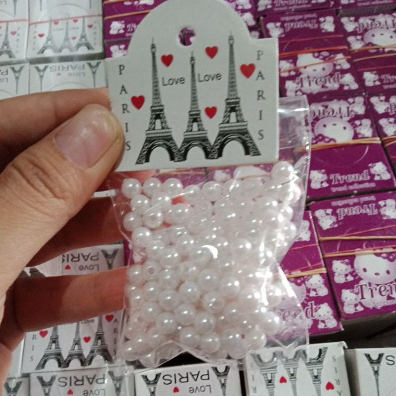 Hangtag atau kertas label untuk acecories