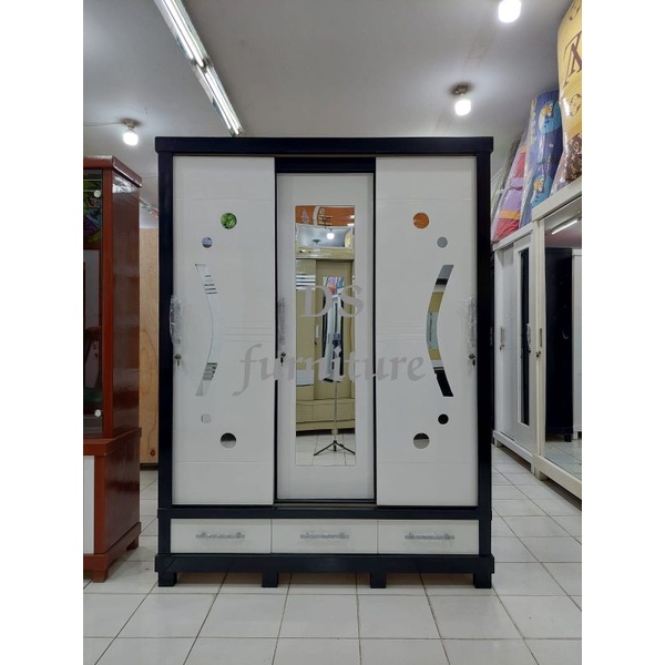 Lemari Pakaian Baju 3Pintu lemari sleding 3pintu / Lemari Pakaian Sleding / Lemari Baju Gamis Sledin