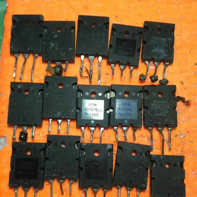 TRANSISTOR HORISONTAL NON DAMPER CABUTAN BODI BESAR,AMPER MANTAP BISA UNTU POWER SUPPLY/POWER SUPLAY