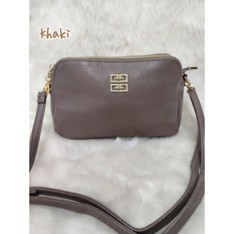 tas branded,tas fashion selempang motif gv 3 ruang kode GI.01917