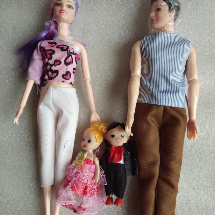 Boneka Barbie Ken