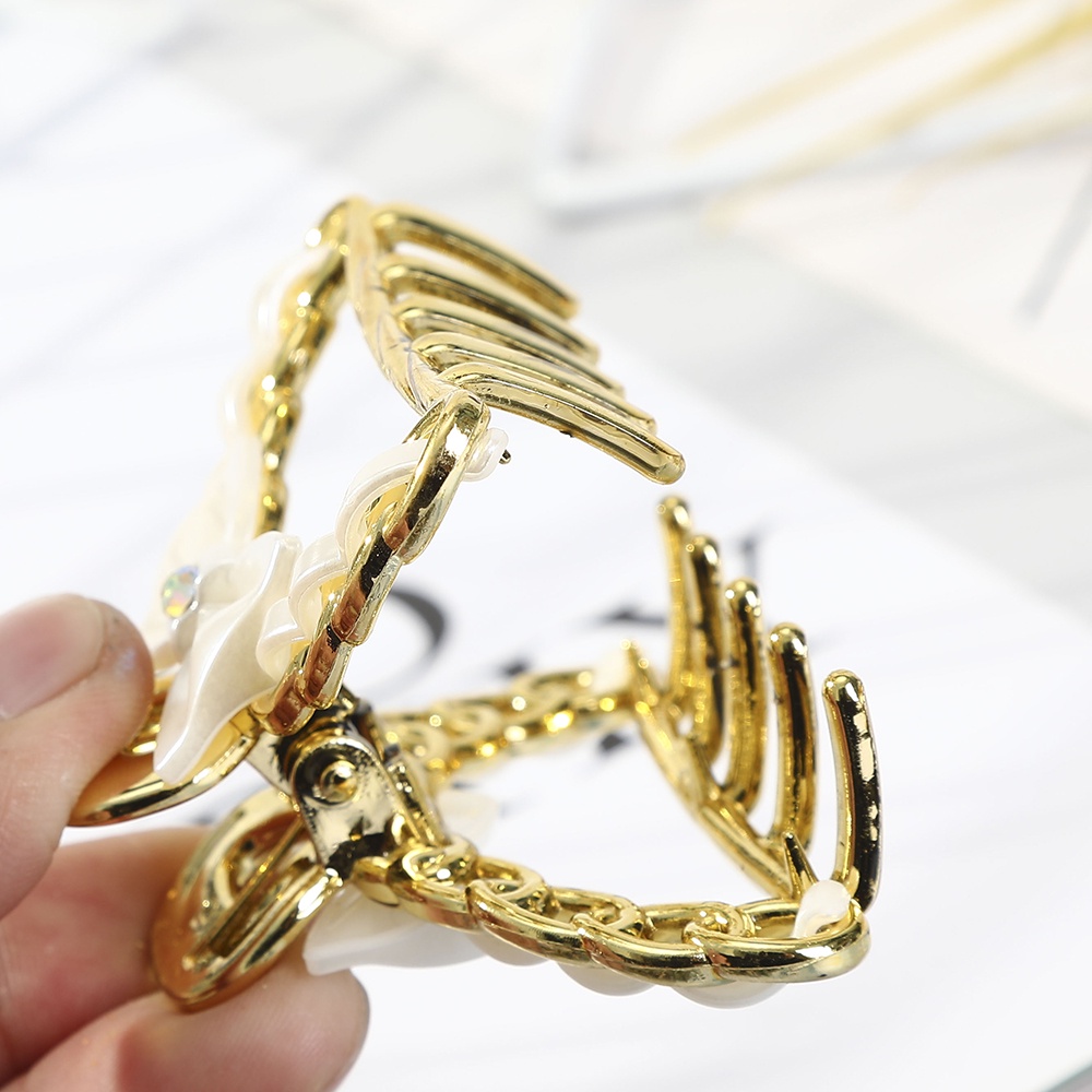 Korean Gold Pearl Flower Hair Clip Fashion Hair Claw Clips Wild Women Hair Accessories