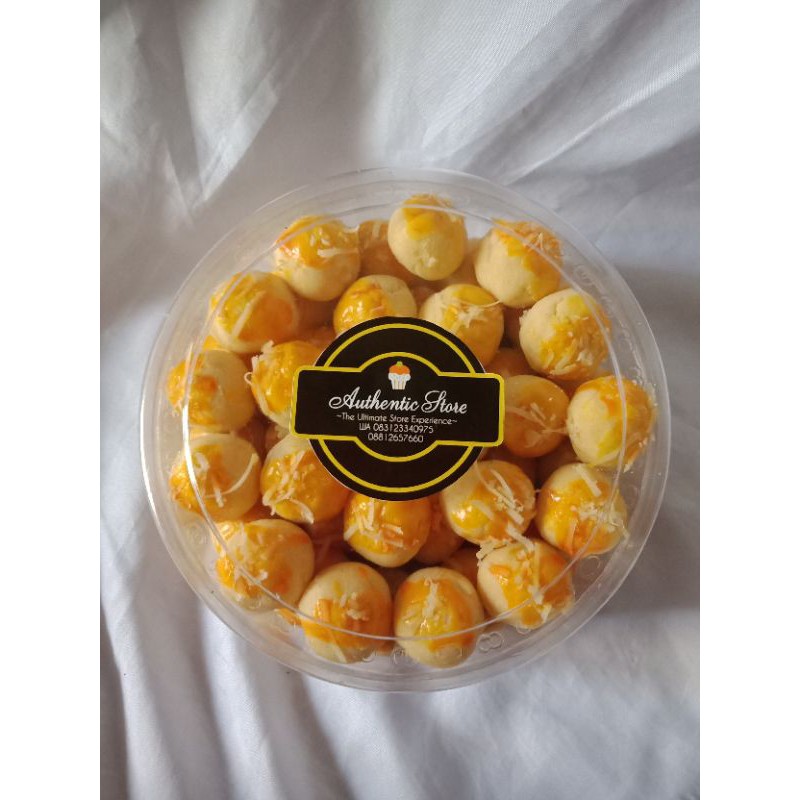 

KUE NASTAR 500 GRAM TOPING KEJU