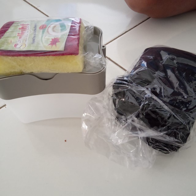Hokee - Tempat Pompa Sabun Spon Cuci Piring System Soap And Sponge