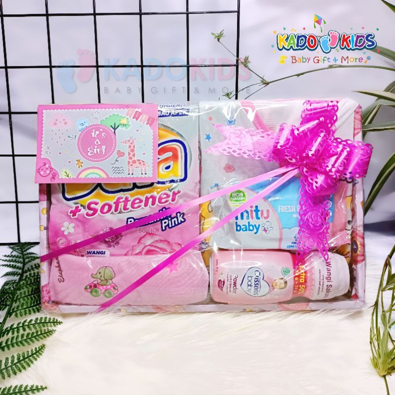 PAKET KADO LAHIRAN BAYI NEWBORN / BABY GIFT SET BOX MURAH DENGAN BABY WIPES