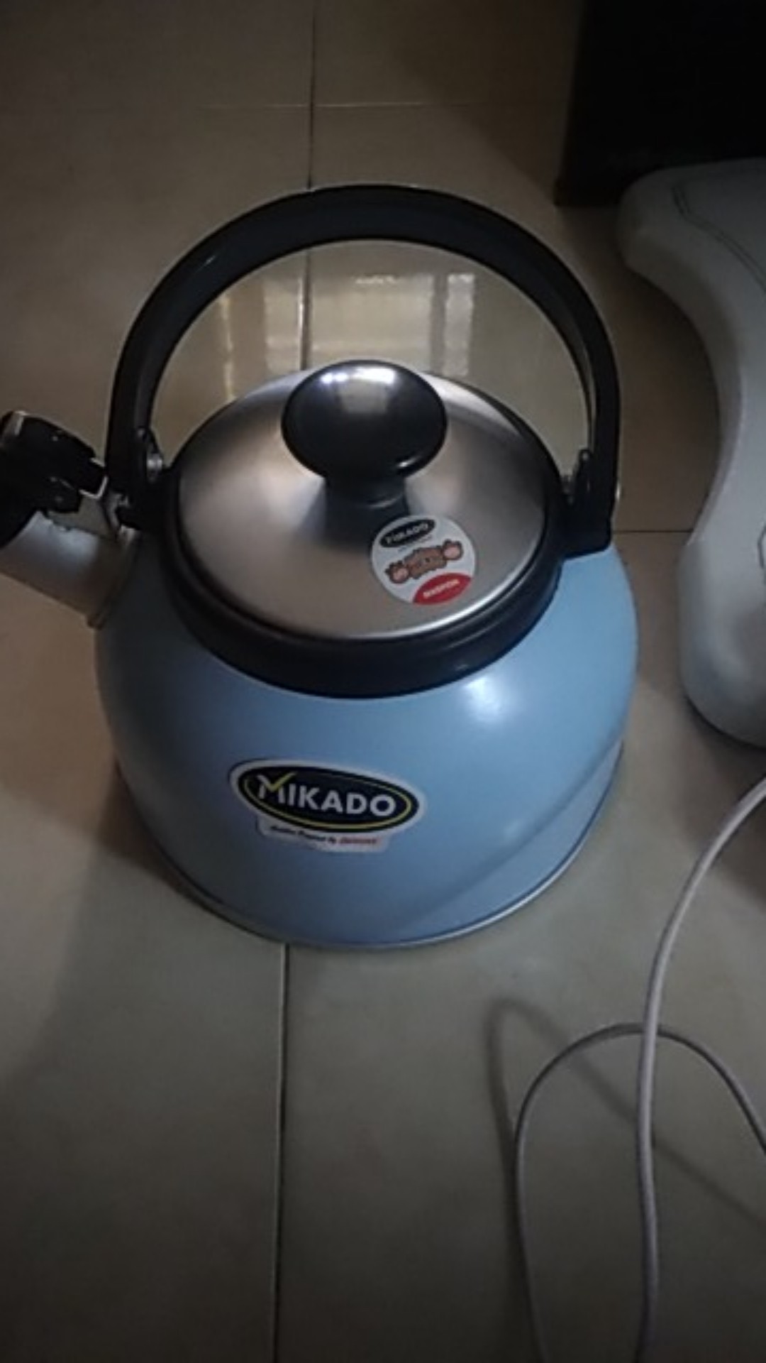 Maspion Alu Teko Air Rigoletto / Teko / Ceret Bunyi Siul Rigoleto Whistling Kettle Anodize 3 Liter