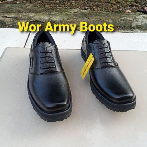 Sepatu Pdh Pendek dob Semir sol tebal by Wor army Boots