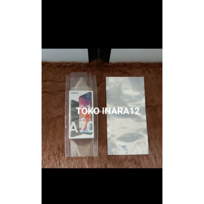 

Plastik wrapping polos / plastik reping / plastik shrink / plastik dus Hp /film/ rapping packing Hp