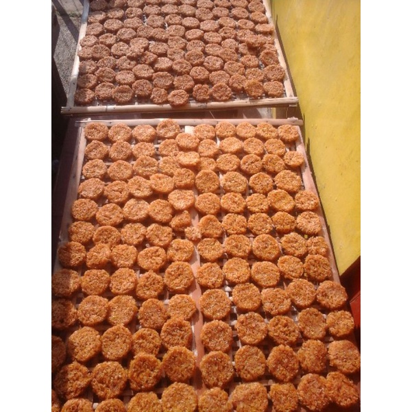 

RENGGINANG ASLI KETAN 500gram,RENGGINANGRENYAH.RENGGINANG GURIH.RENGGINANG ORIGINAL KETAN