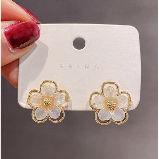 ANTING KOREA PEREMPUAN DEWASA DESAIN BUNGA PUTIH MEWAH AKSESORIS BAHAN ALLOY GIWANG ANTI KARAT ANT88