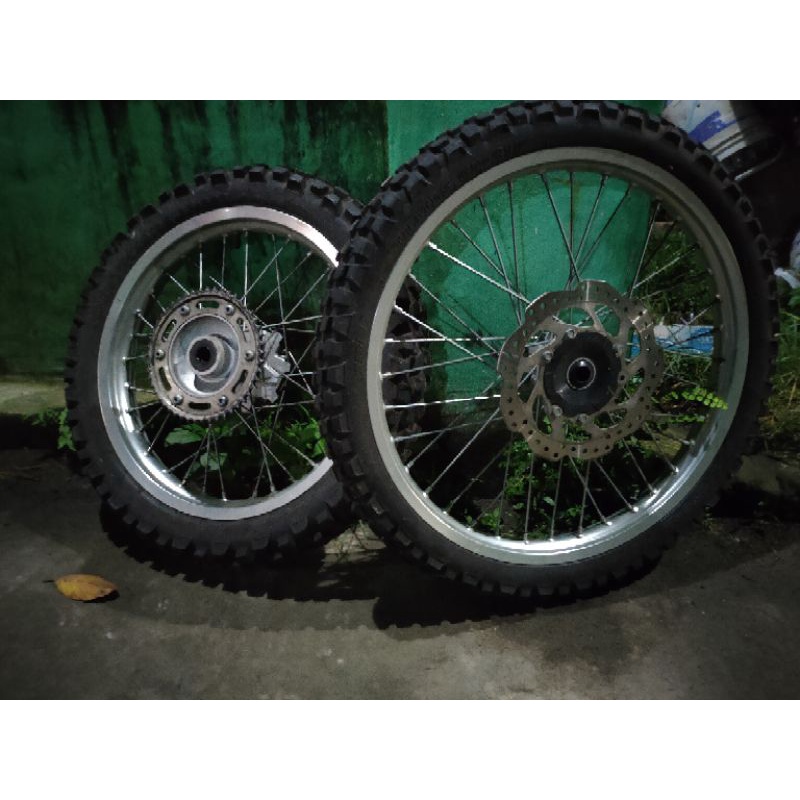 velg set 18/21 pelk set 18/21 welset whellset wilset whillset crf 150L original copotan motor