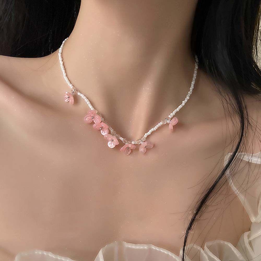 Mxbeauty Kalung Manik Padi Vintage Gadis Sederhana Klavikula Rantai Mutiara Kecil Musim Panas Kalung Kristal Kalung Bunga