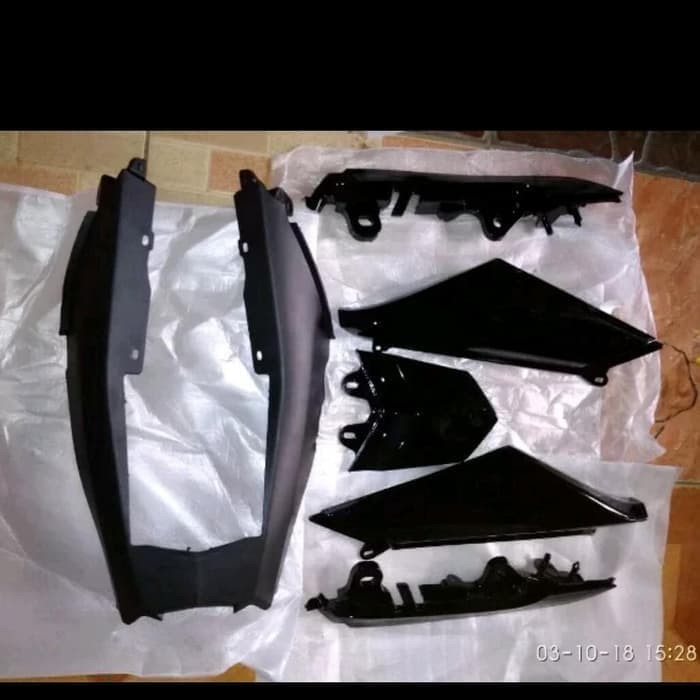 Body Belakang Vixion New Ks