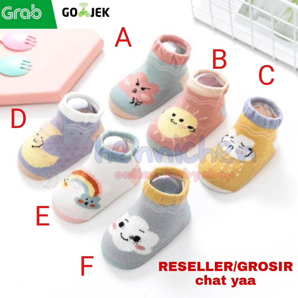 KAOS KAKI RAJUT TEBAL ANTI SLIP BAYI GAMBAR AWAN BAHAN KATUN BREATHABLE NYAMAN DI PAKAI IMPORT